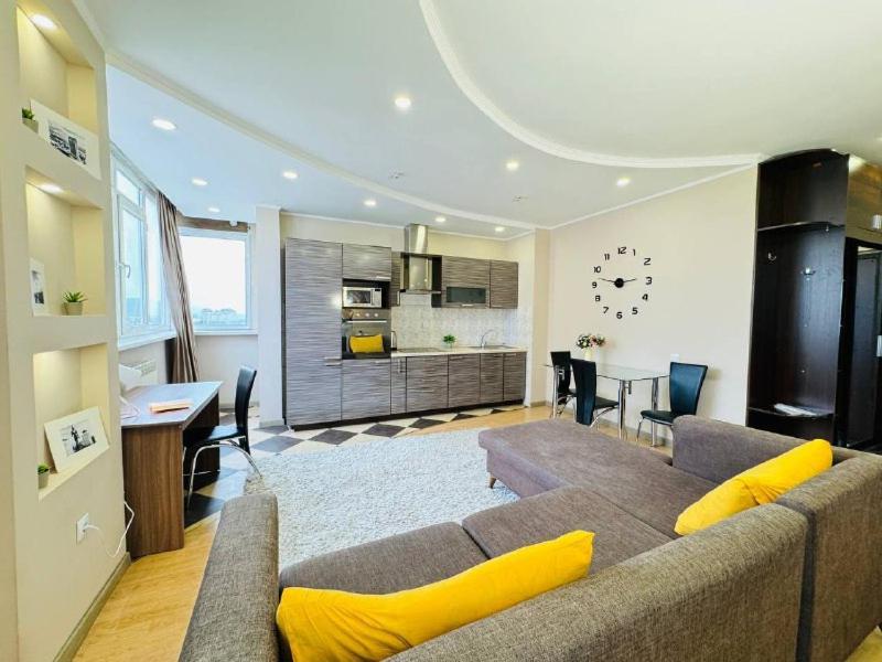Mega Tower225 Apartment *